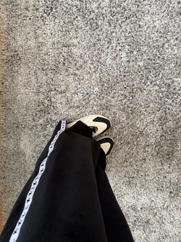 Pantalón track KA negro