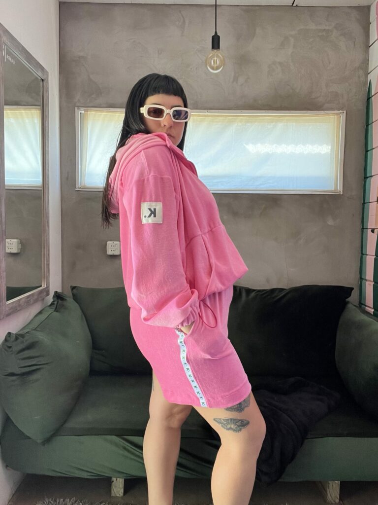 Buzo Mura rosa