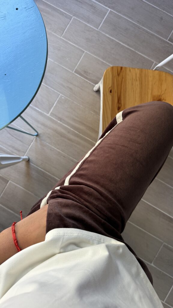 Pantalón track choco